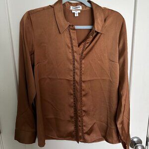 Express Top - Size: Medium